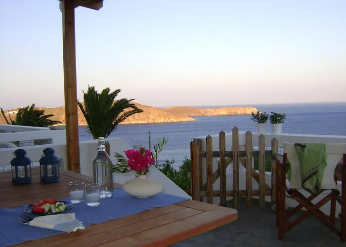 Vakantiehuis Chez Semiramis The Sun Touch House For 8 Persons 5'min From The *