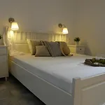Chez Semiramis The Sun Touch House For 8 Persons 5'min From The